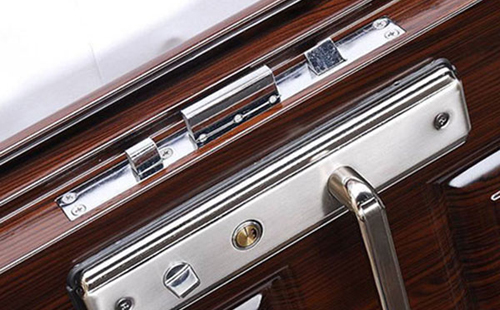 丹东24小时上门开锁公司